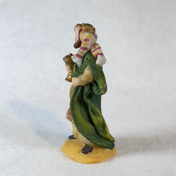 Grandeur Noel '01 Bethlehem Village Wiseman Collector O'Well Porcelain Resin - Picture 3 of 10